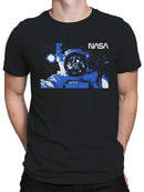 Officially Licensed Nasa Astronaut Selfie - Adventure Men's T-shirt