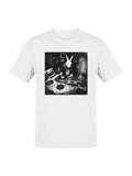 DJ Rabbit Spinning Vinyl Beats Men's T-shirt